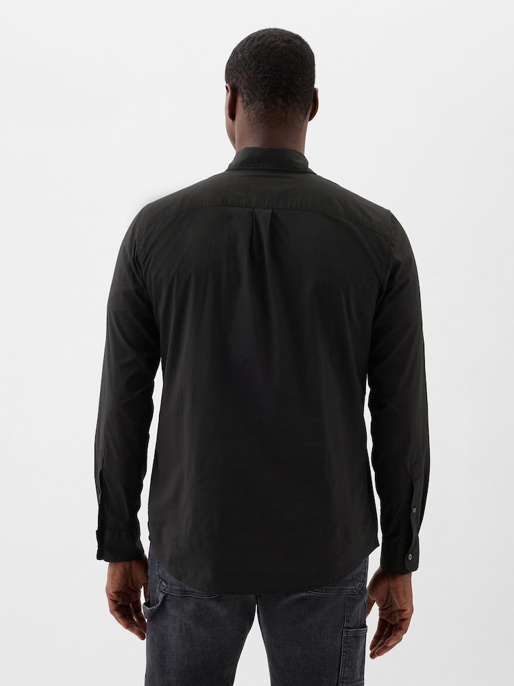 Gap Black Stretch Poplin Shirt in Standard Fit - Image 2 of 4 Gap Black Stretch Poplin Shirt in Standard Fit - Image 2 of 4