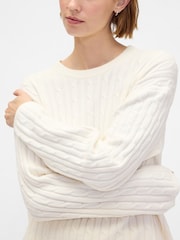 Gap White CashSoft Oversized Cable-Knit Crew neck Jumper - Image 3 of 4