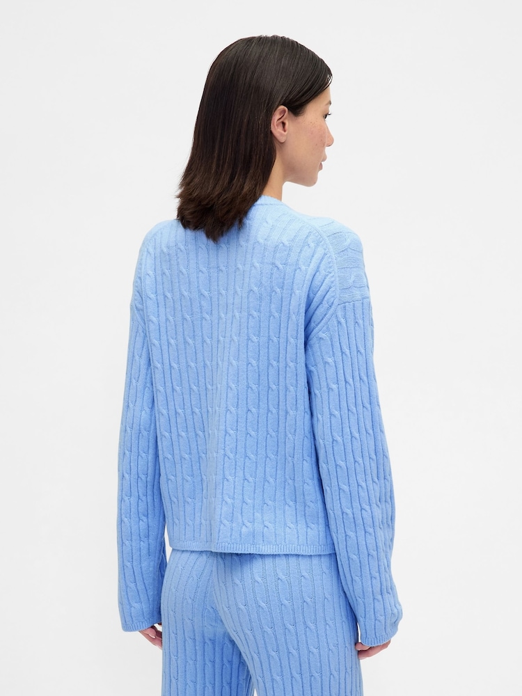 Gap Blue CashSoft Oversized Cable-Knit Crew neck Jumper - Image 2 of 4 Gap Blue CashSoft Oversized Cable-Knit Crew neck Jumper - Image 2 of 4