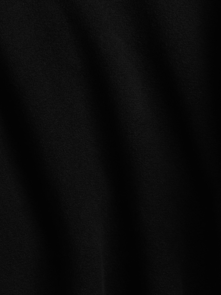 Gap Black Heavyweight CashSoft Crew Neck Jumper - Image 4 of 4 Gap Black Heavyweight CashSoft Crew Neck Jumper - Image 4 of 4