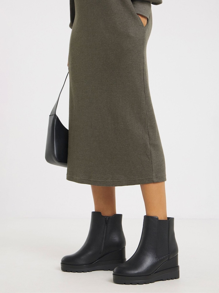 Simply Be Black Extra Wide Fit Wedge Ankle Chelsea Boots - Image 1 of 4