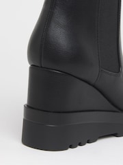 Simply Be Black Extra Wide Fit Wedge Ankle Chelsea Boots - Image 4 of 4
