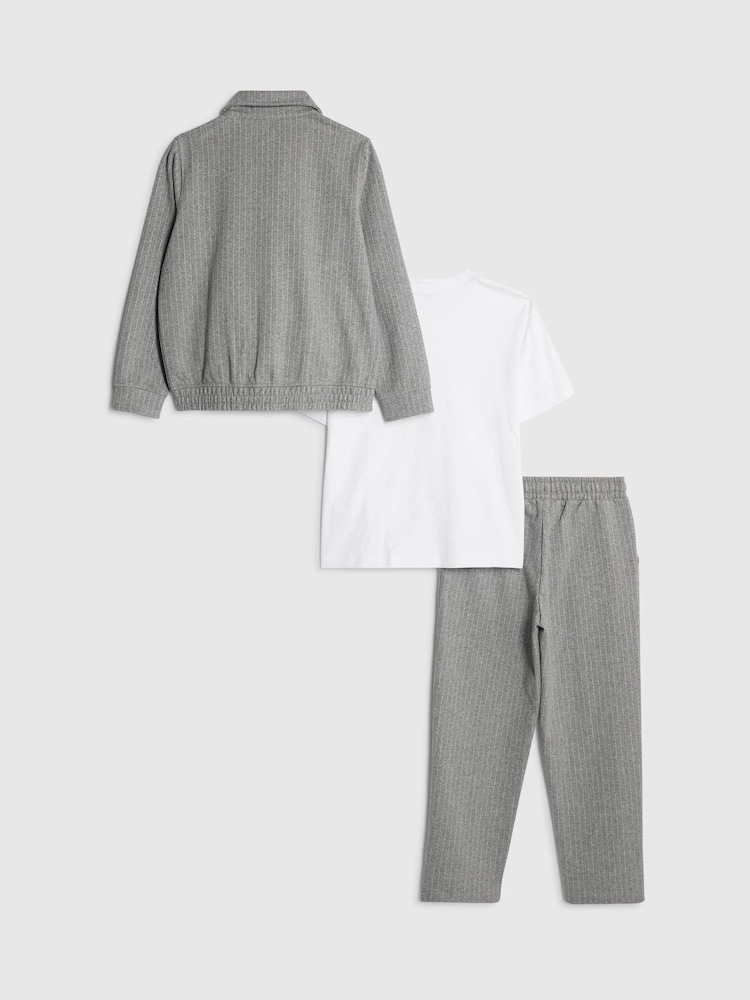 طقم من 3 بنطلونات أنيقة مخططة للأولاد من River Island - صورة 2 من 4 طقم من 3 بنطلونات أنيقة مخططة للأولاد من River Island - صورة 2 من 4