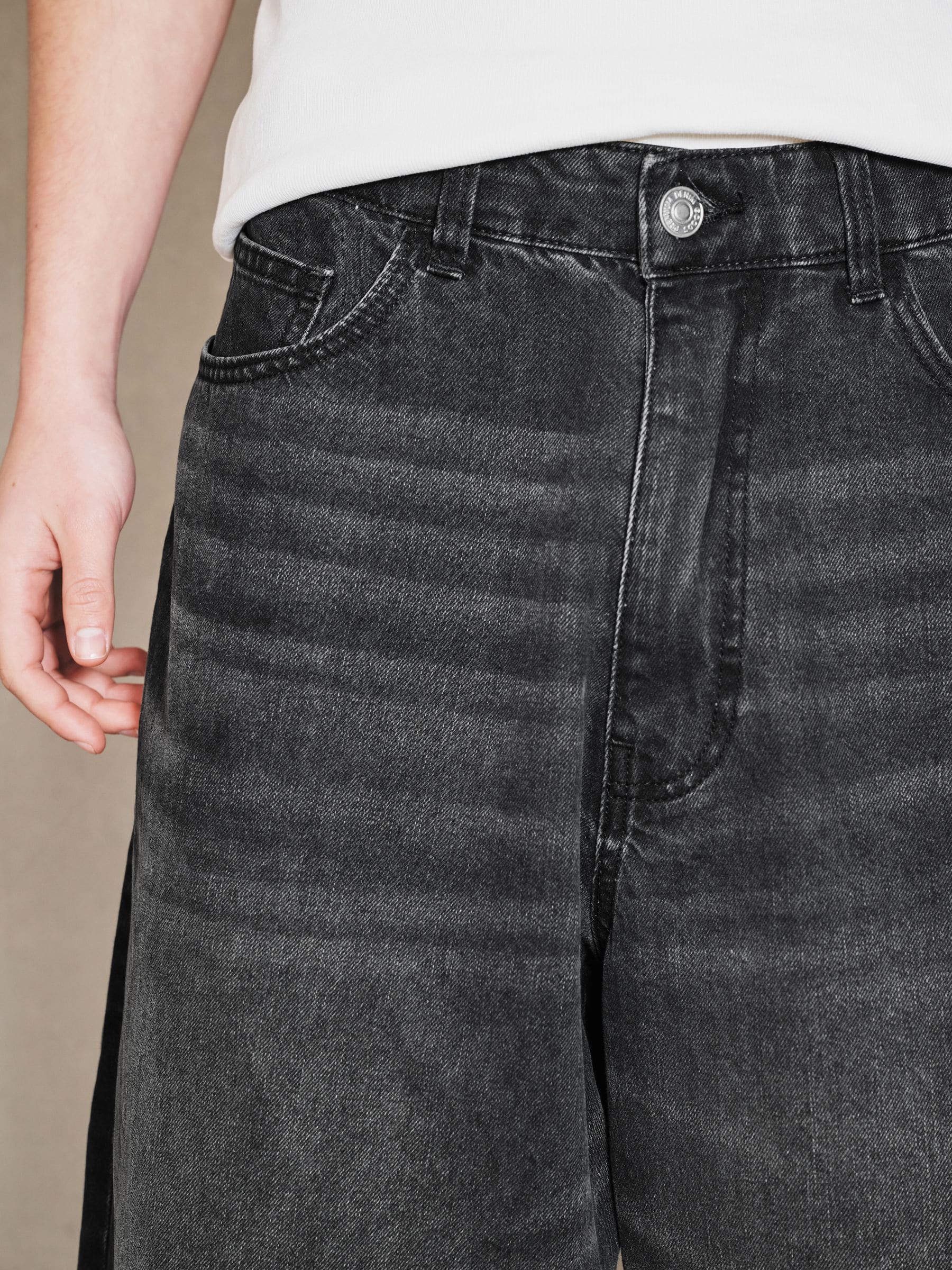 Buy Black Denim Baggy Jorts from Next Canada