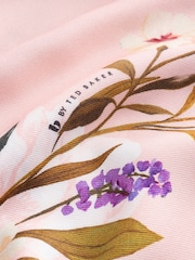 وردي - طقم بيجامة وتيشِرت مورد من الفيسكوز والقطن من B by Ted Baker - Image 11 of 12