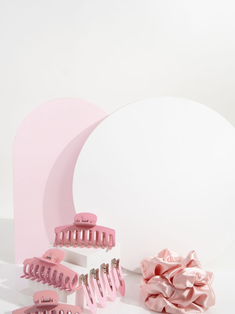 Brush Works Complete Pink Hair Clip & Scrunchie Gift Set (Worth £20) - Image 5 of 5 Brush Works Complete Pink Hair Clip & Scrunchie Gift Set (Worth £20) - Image 5 of 5