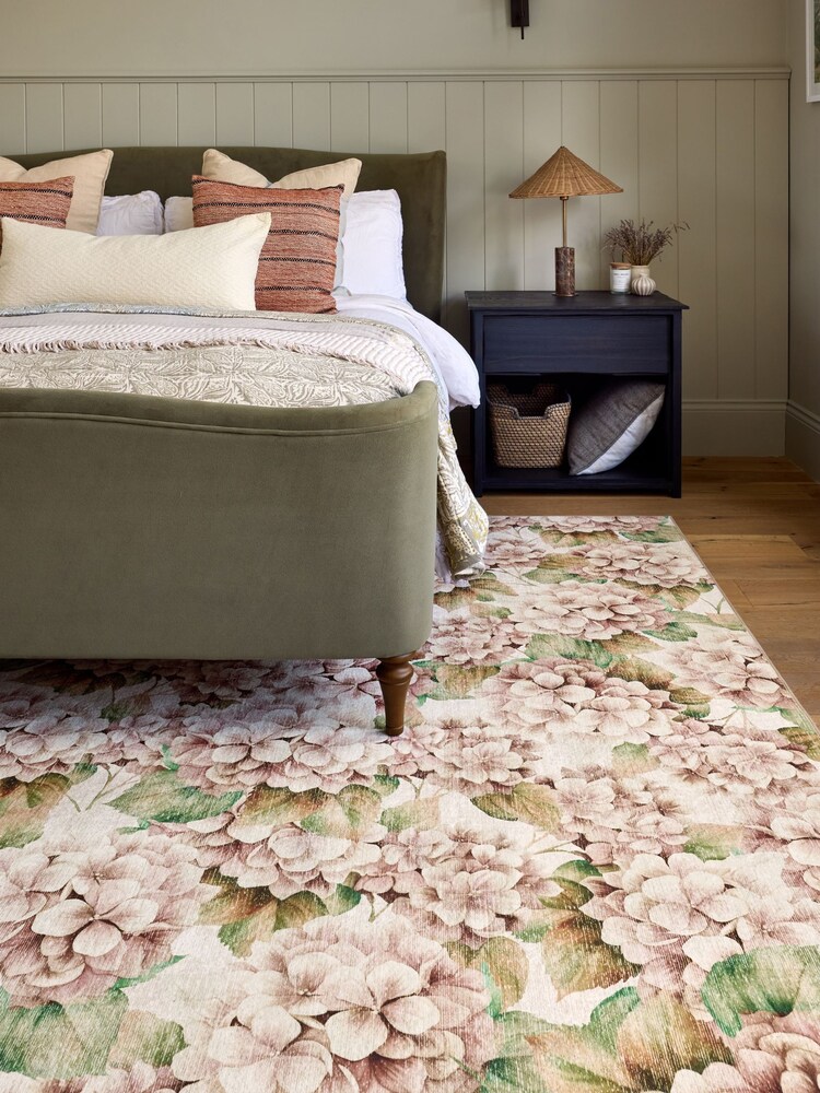 Hug Rug Blush Pink Wild Hydrangea Rug - Image 1 of 4