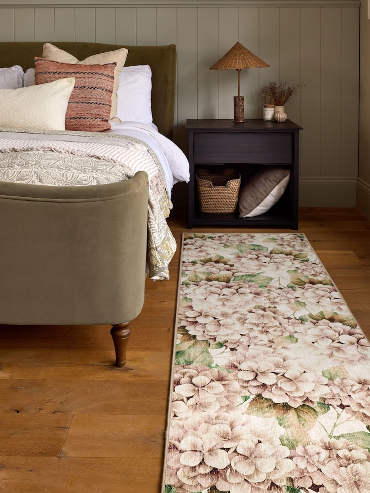 Hug Rug Blush Pink Wild Hydrangea Runner - Image 1 of 3