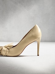 Butter Yellow N.Premium Corsage Court Heels - Image 9 of 11