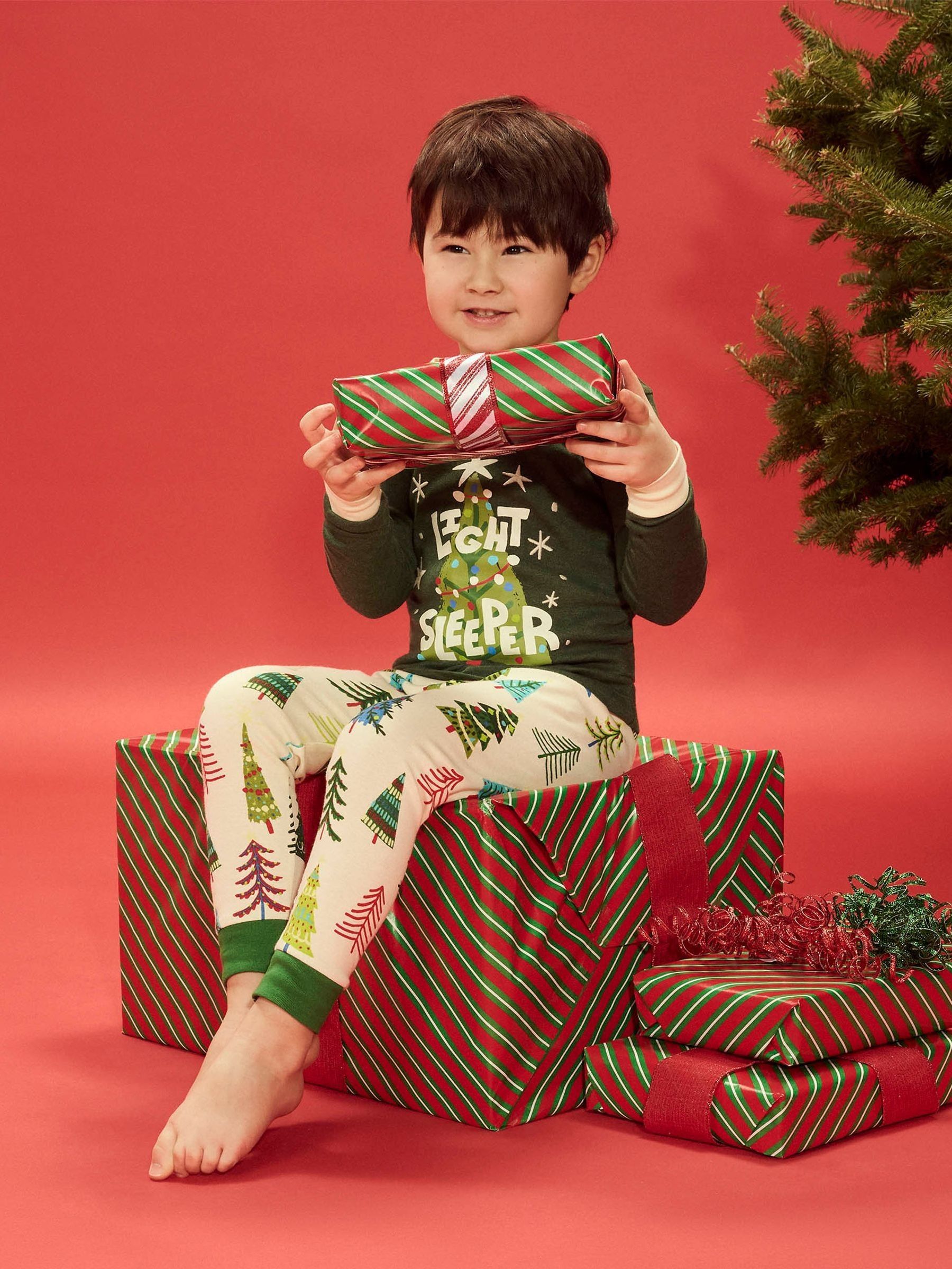 クリスマスツリー柄 パジャマセット Next：日本 Hatley クリスマスツリー パジャマセット from Next Japan