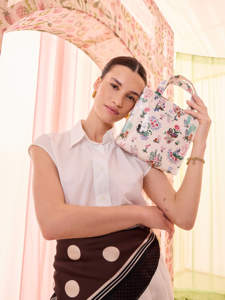 Cath Kidston Ecru Island Print Small Book Bag - Image 2 of 5