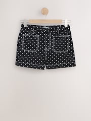 Svart/Hvit - Shorts med polkaprikker og lommelapper - Bilde 6 av 8