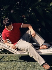 Rojo - Individual - Camiseta con ribetes de corte slim - Imagen 7 de 11