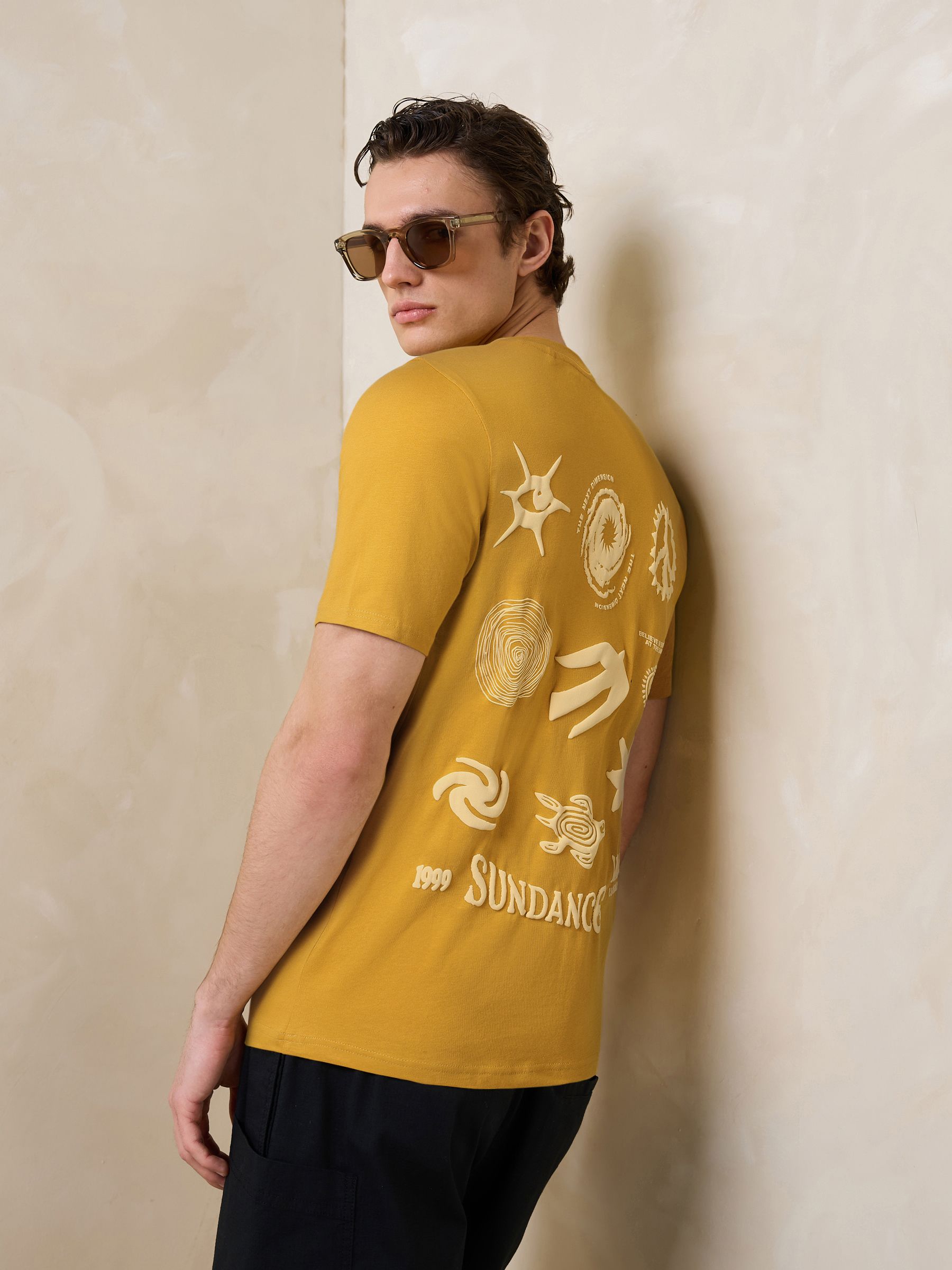 Buy Yellow Sundance Valley Regular Fit Graphic Print Heavy Weight