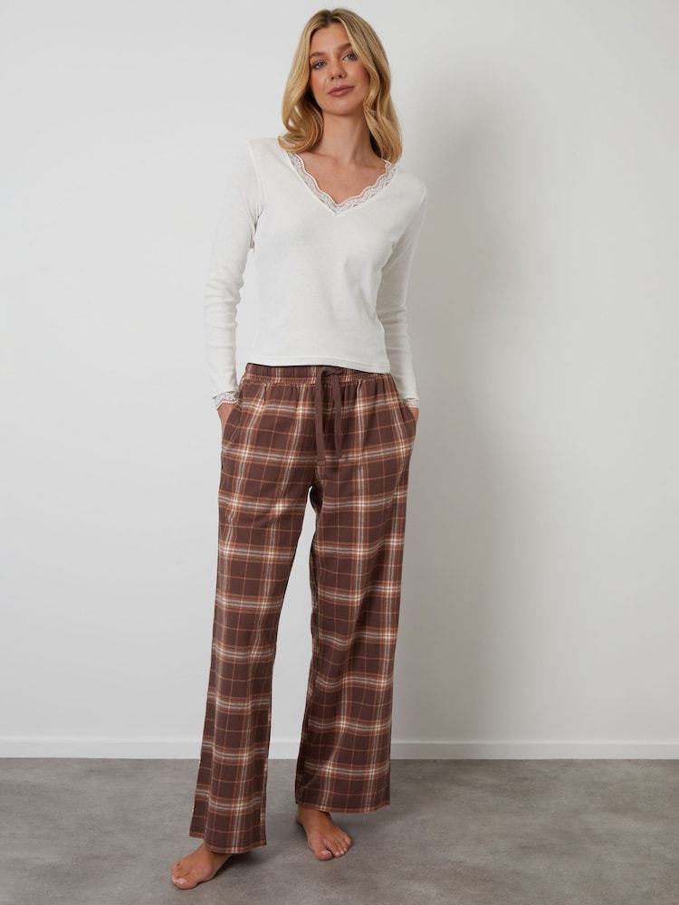 Threadbare Brown Long Sleeve Check Pyjamas (2-Piece Set) (2 Pack) - Image 2 of 5 Threadbare Brown Long Sleeve Check Pyjamas (2-Piece Set) (2 Pack) - Image 2 of 5