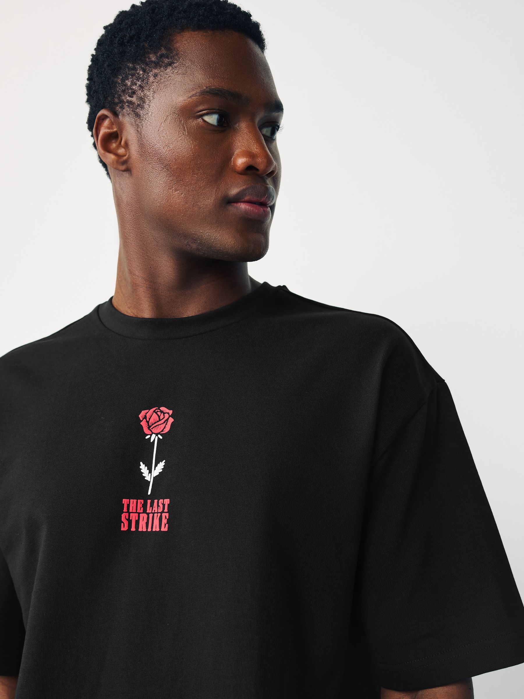 Buy Black Skull Relaxed Fit Graphic Print Heavy Weight T-Shirt 