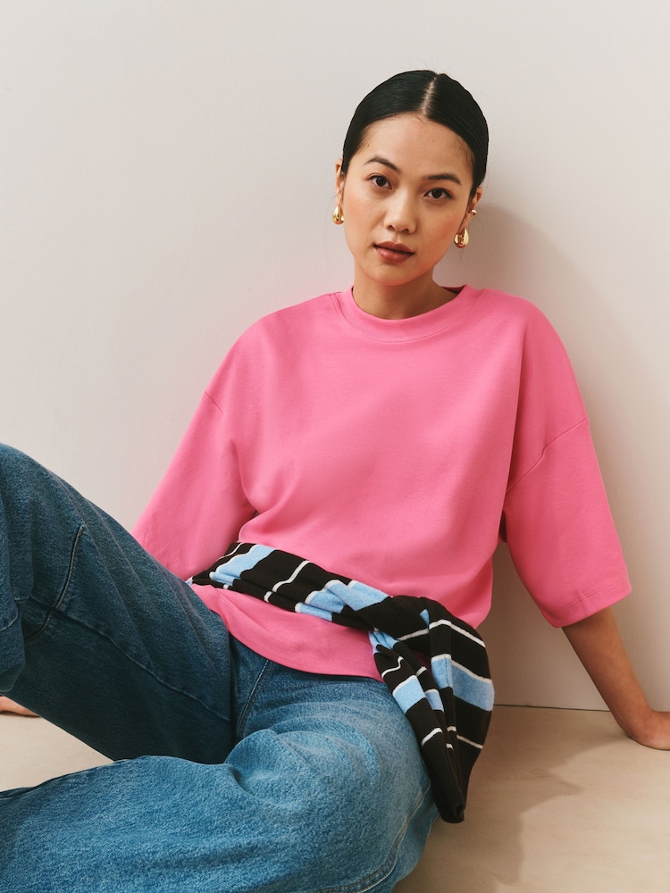 Bright Pink Oversized Boxy Fit Heavyweight Crew Neck T-Shirt - Image 1 of 7 Bright Pink Oversized Boxy Fit Heavyweight Crew Neck T-Shirt - Image 1 of 7