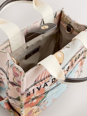 花卉印花 - 拉菲草效果斜挎包 - 8的图像8｝