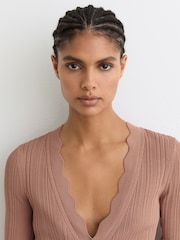 Reiss Vinny Ribbestrikket Cardigan med Kamskjellkant - Bilde 4 av 6