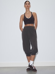 Marron chocolat - Pantalon court en modal à jambes ballon - Image 1 de 8