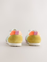 Multi - Elastischer Sportschuh mit Schnürung - Bild 3 von 5