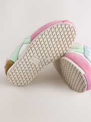 Multi - Elastischer Sportschuh mit Schnürung - Bild 5 von 5