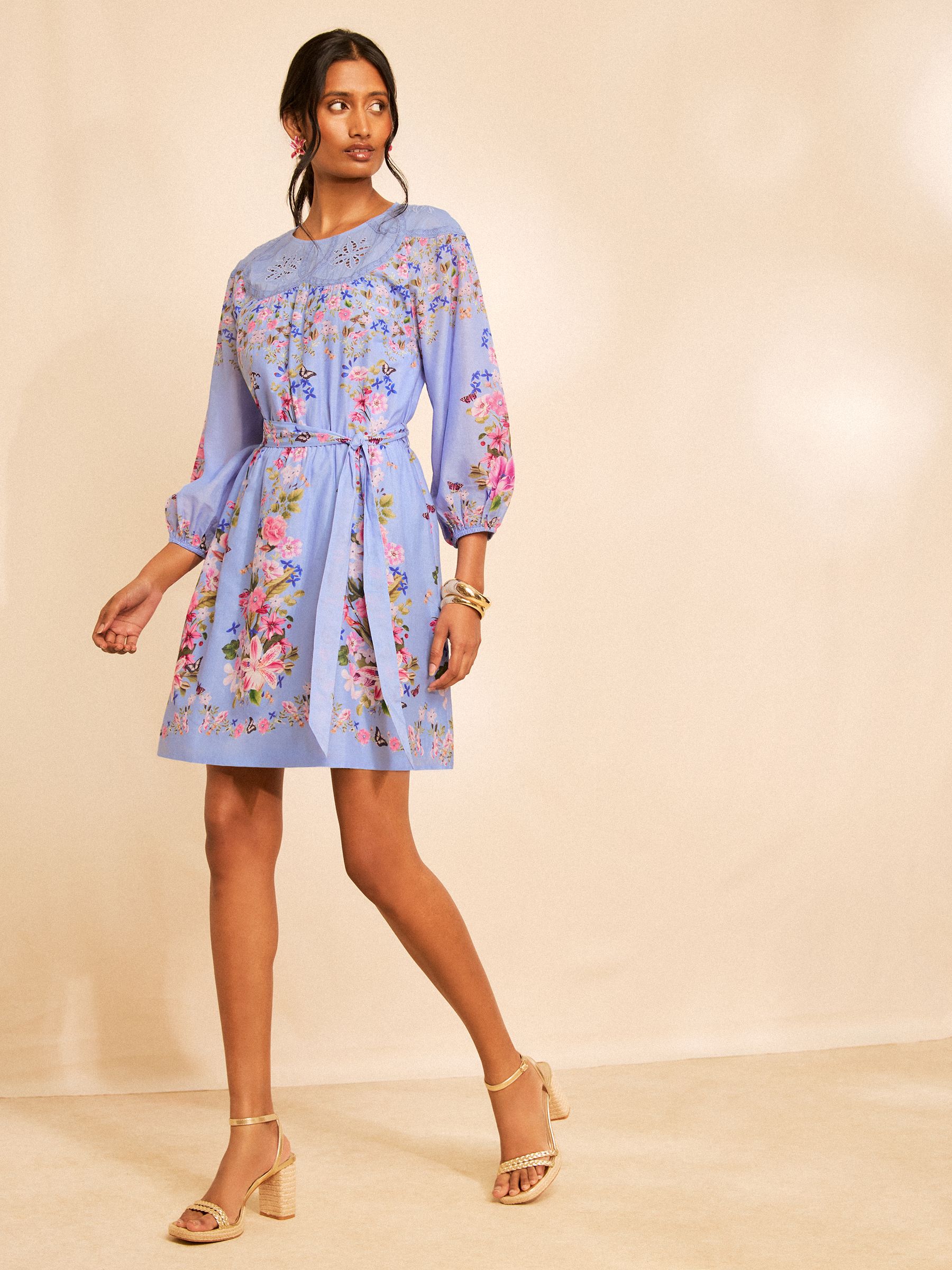 ワンピース Lace Trimmed Floral Dress Buy Love & Roses Pale Blue Floral Lace Trim Crew Neck Mini Dress