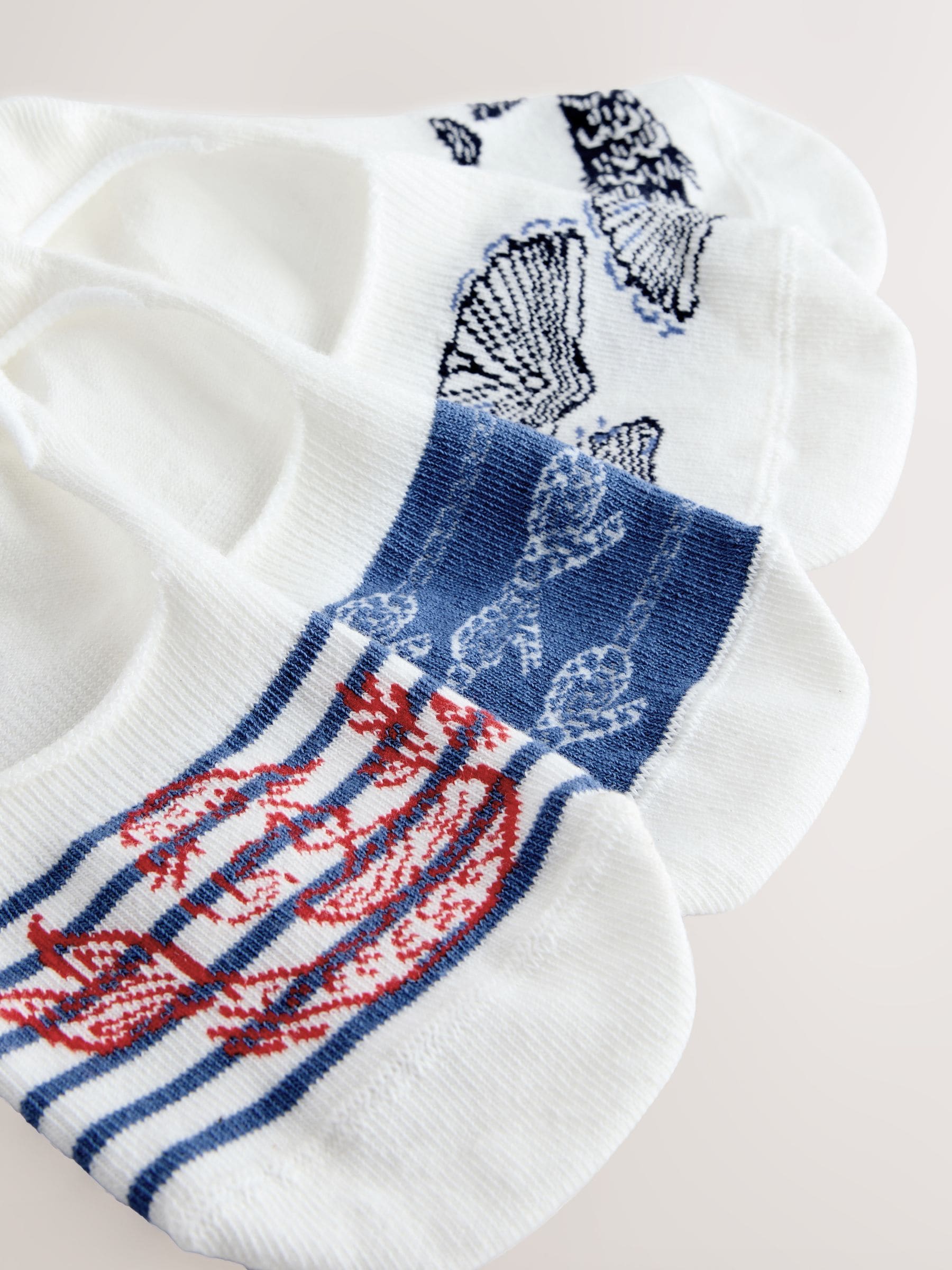 Buy White/Navy Blue Nautical Invisible Trainer Socks 4 Pack from