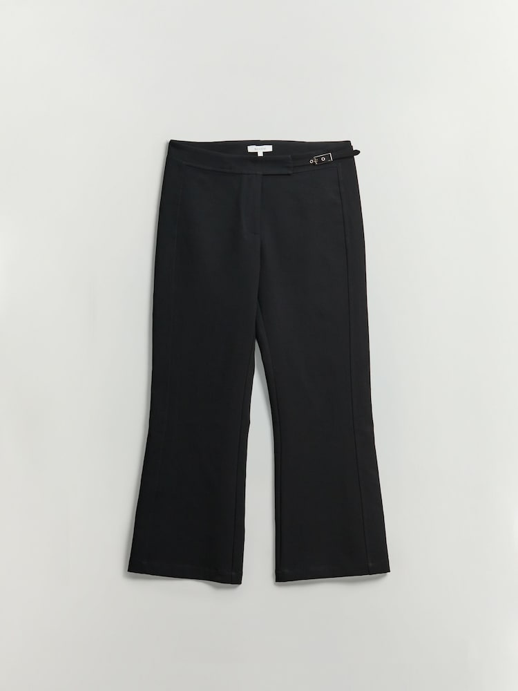 BHOEM בצבע שחור מכנסי קרופ מתרחבים עם אבזם - תמונה 6 מתוך 6 BHOEM בצבע שחור מכנסי קרופ מתרחבים עם אבזם - תמונה 6 מתוך 6