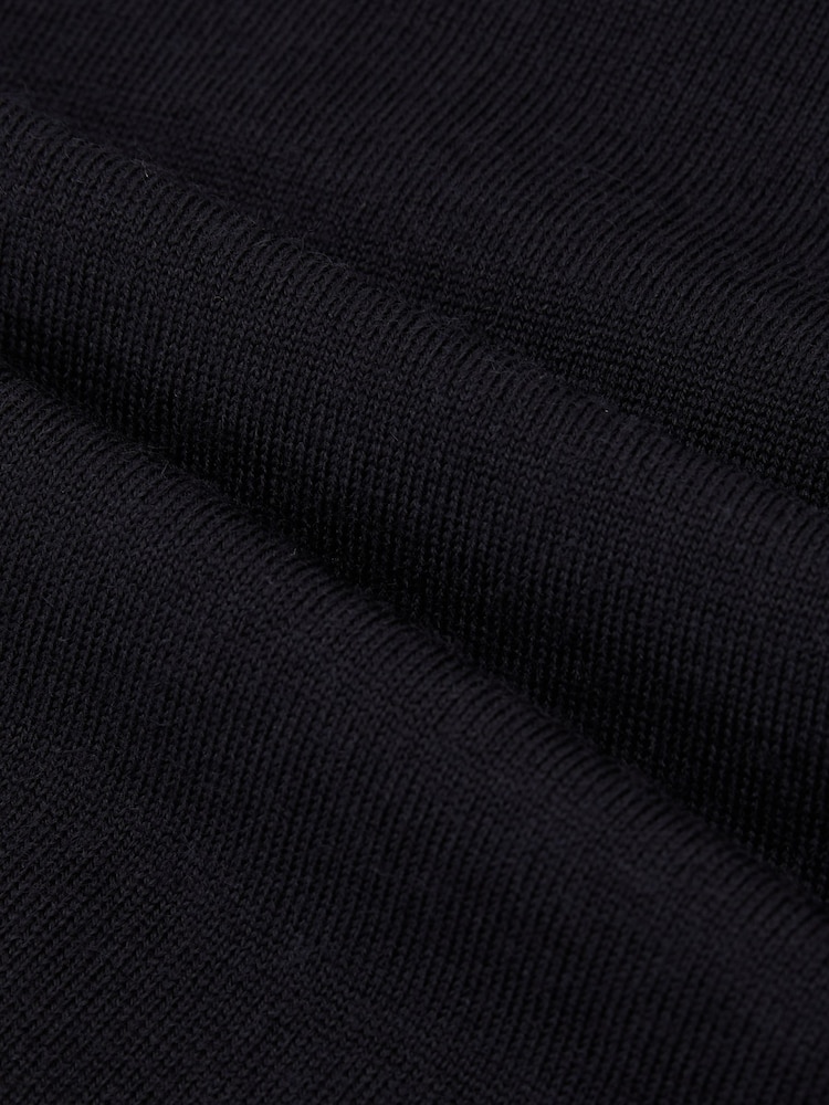Reiss Navy Wessex 9-13 yrs Merino Wool Crew-Neck Jumper - Image 4 of 4 Reiss Navy Wessex 9-13 yrs Merino Wool Crew-Neck Jumper - Image 4 of 4