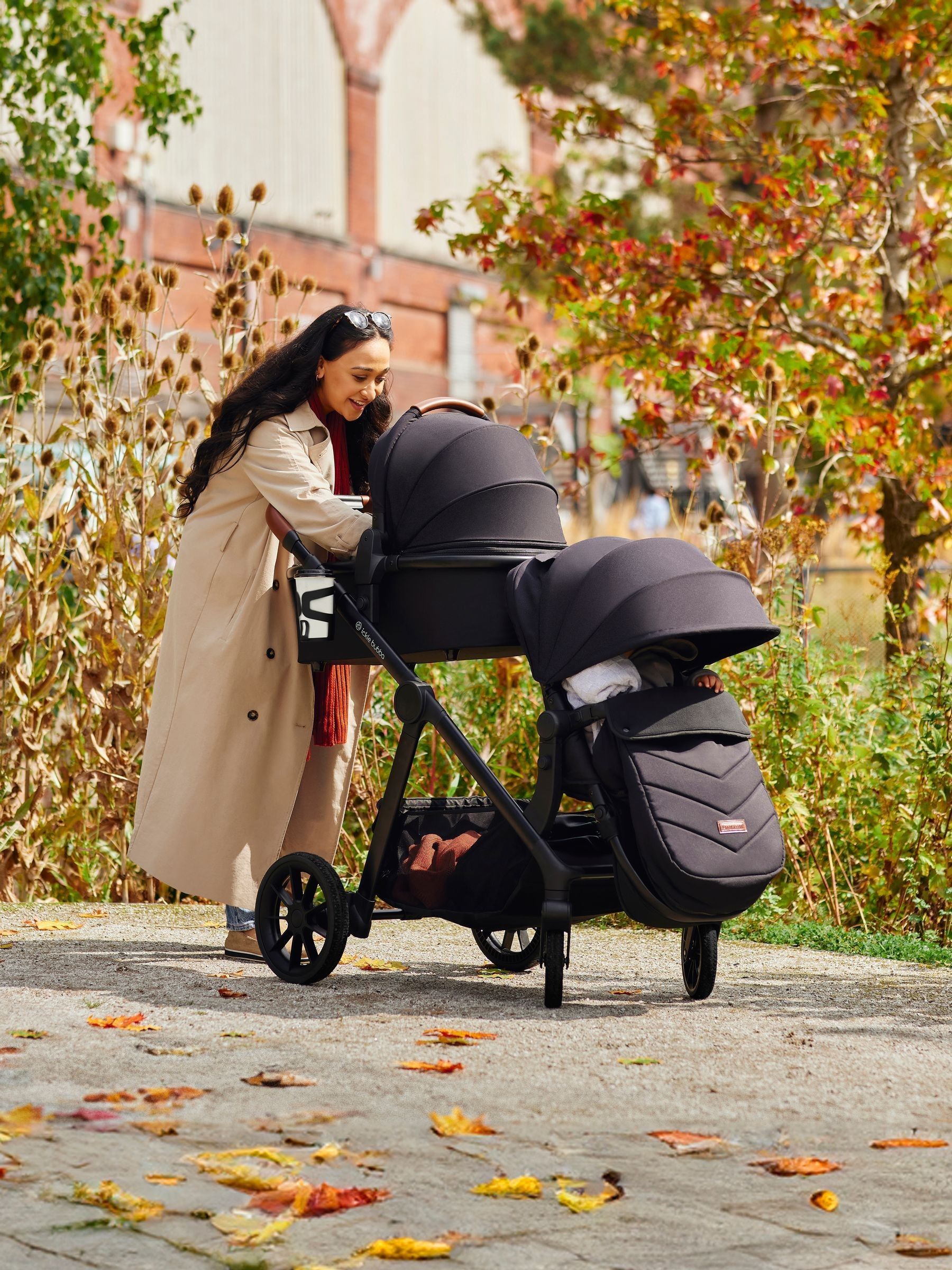 Ickle Bubba Black 14 Piece Virgo Travel System With Isize Cirrus Car Seat - Image 1