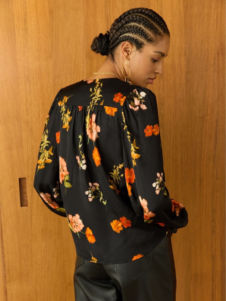 Baukjen Micah Printed Black Blouse - Image 2 of 5 Baukjen Micah Printed Black Blouse - Image 2 of 5