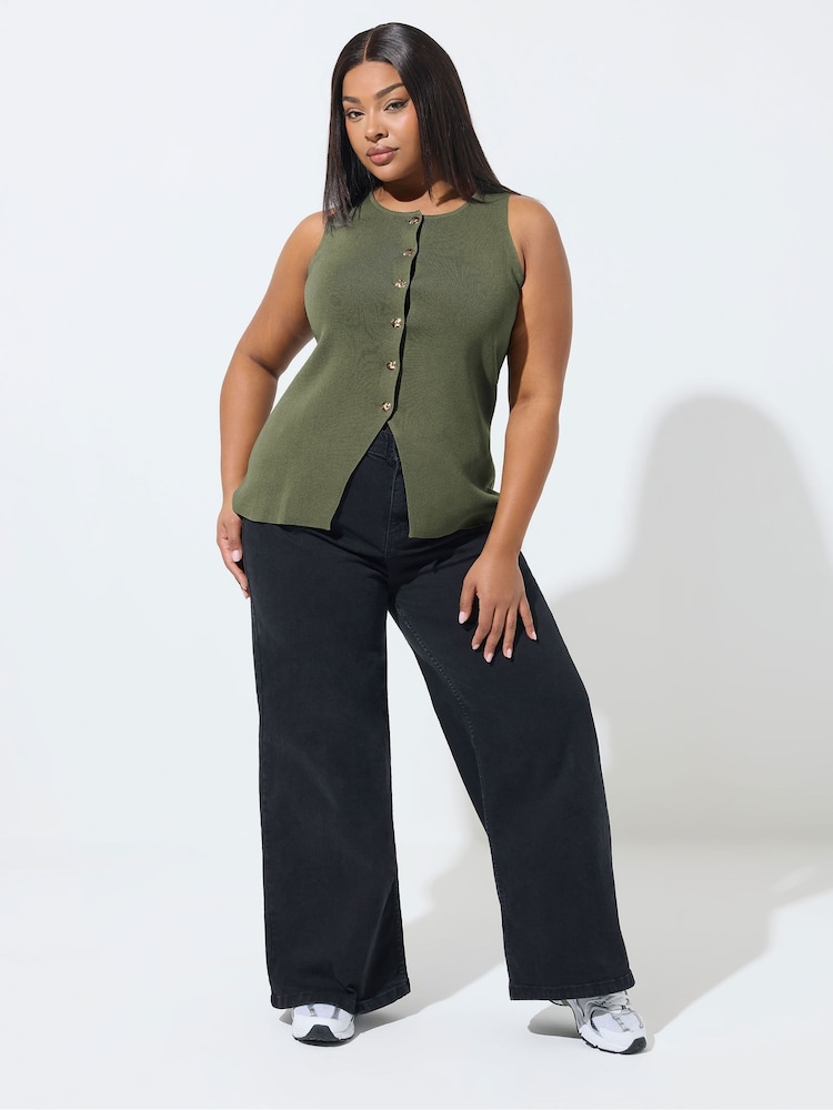 Yours Curve Green Limited Knitted Waistcoat - Image 2 of 6 Yours Curve Green Limited Knitted Waistcoat - Image 2 of 6