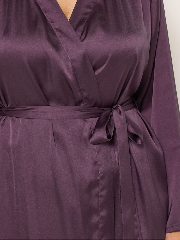 Yours Curve Red Satin Robe - Image 5 of 5 Yours Curve Red Satin Robe - Image 5 of 5