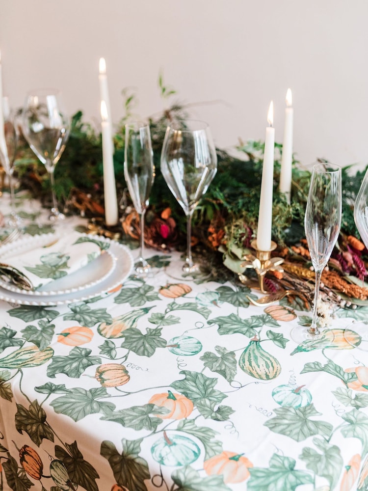 Avalon Home Fallen Gourds Tablecloth - صورة 1 من 6