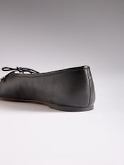 The Set Premium Leather Suede Bow Ballerinas Black - Image 7 of 8