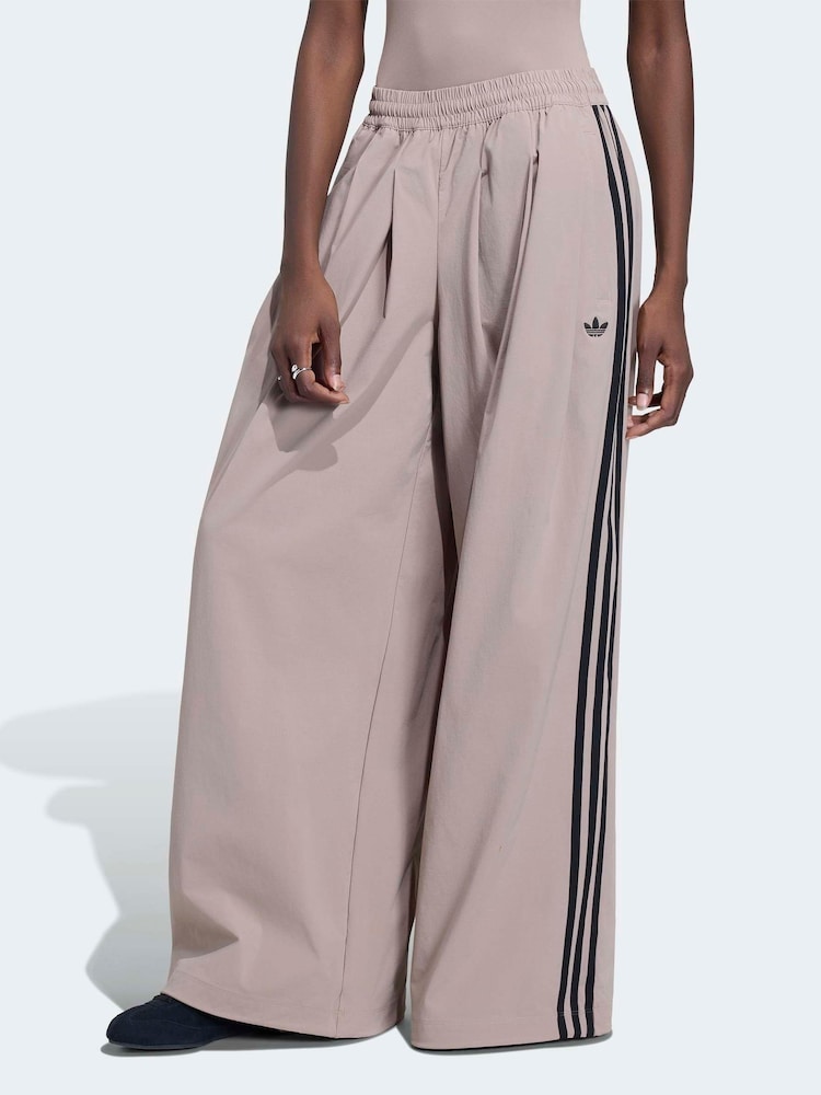 adidas Originals Brown Pleated Trackpant Trousers - Image 1 of 5