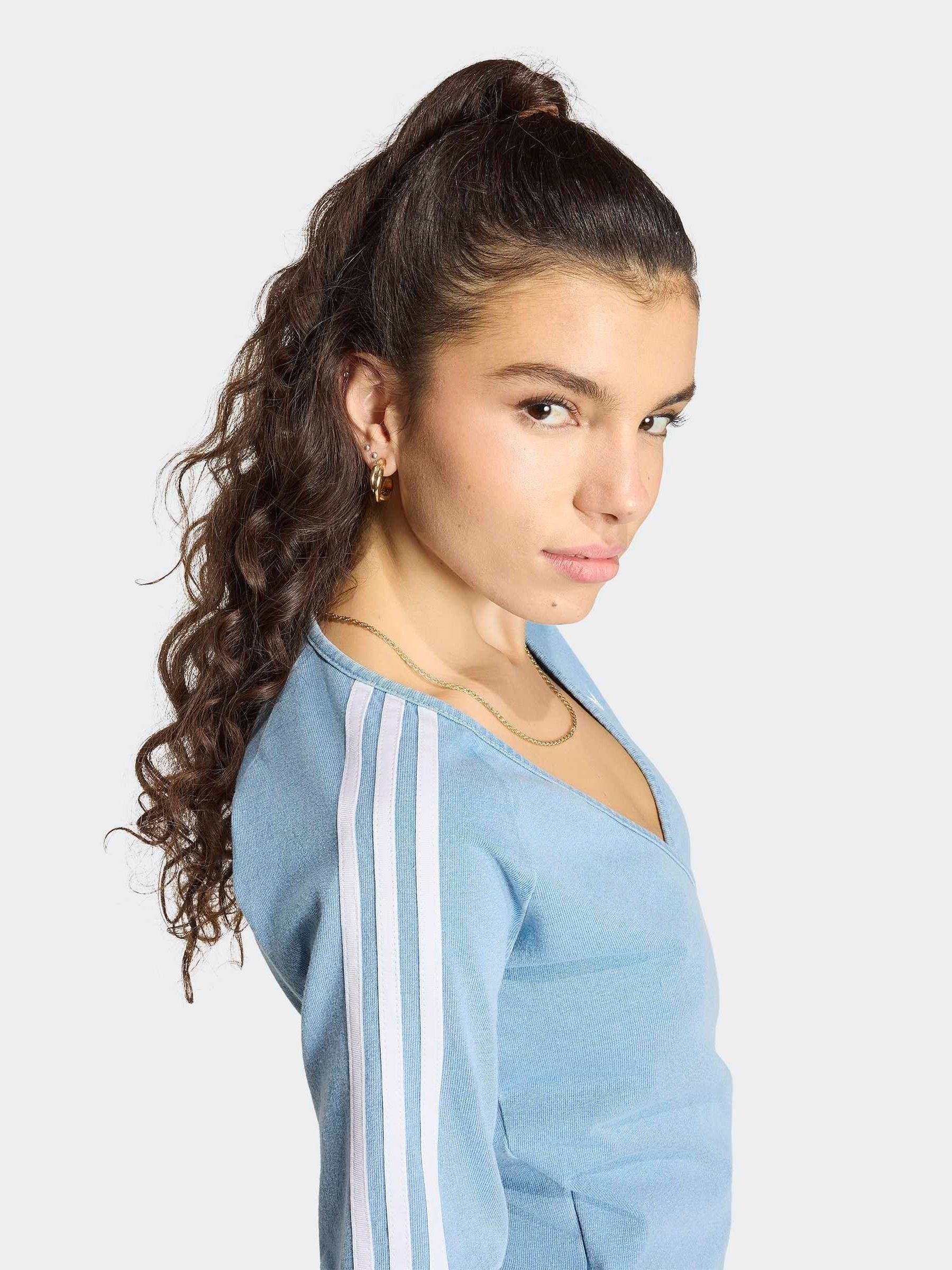 Next：日本 ライトブルーデニム - adidas Originals ウォッシュド
