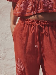 أحمر/وردي - بناطيل عريضة من الأسفل - صورة 4 من 4