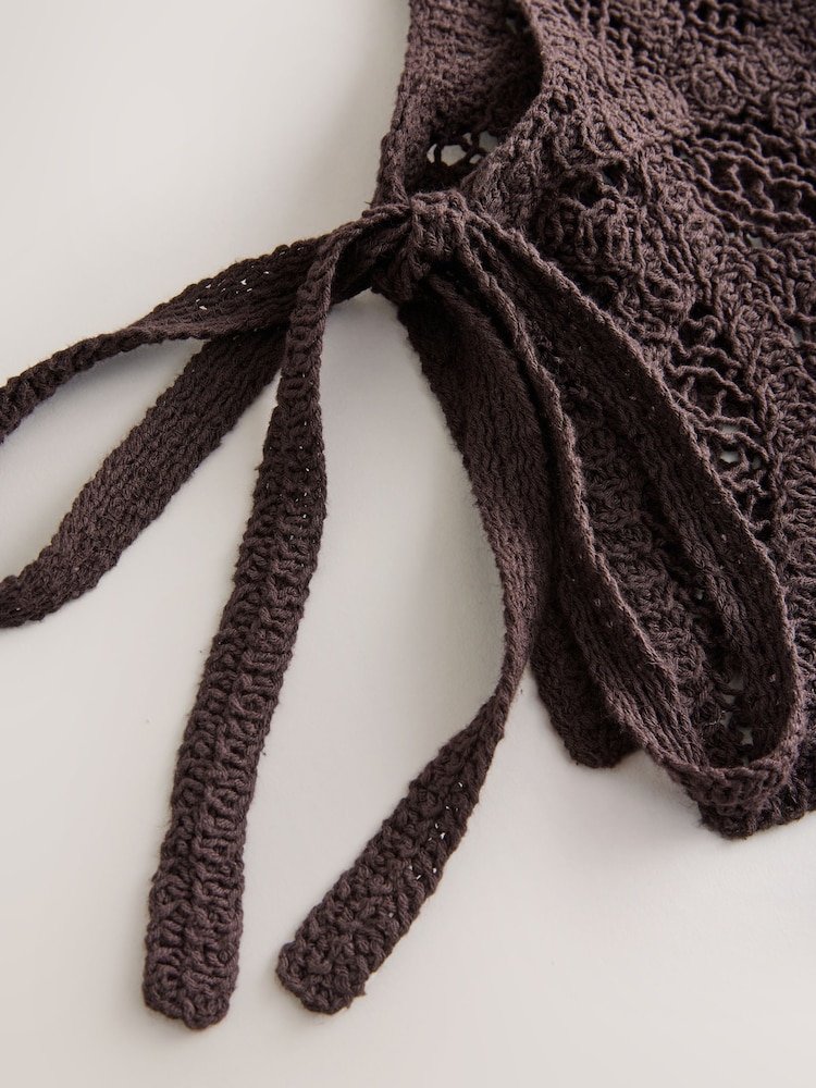 بني - Crochet Shell Top - صورة 8 من 8