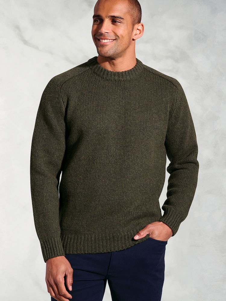 Brook Taverner Green Chunky Lambswool Crew Neck Jumper - Image 1 of 3