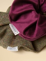 Joules Annika Green & Pink 2 Pack Scrunchies - Image 2 of 2