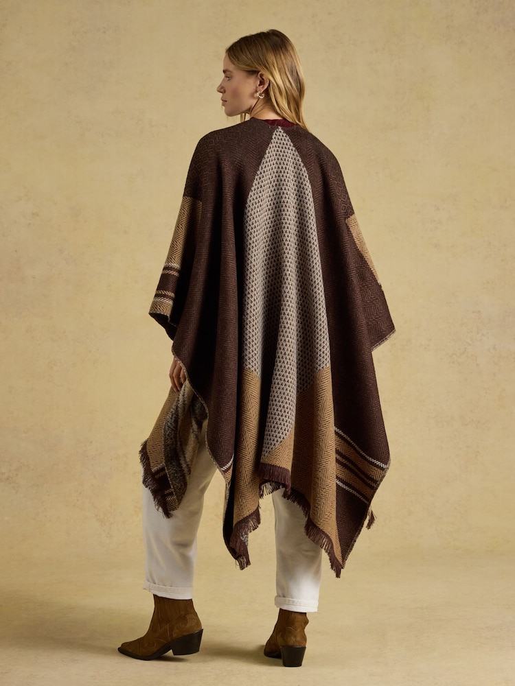 Joules Brown Large Poncho - Image 2 of 7 Joules Brown Large Poncho - Image 2 of 7