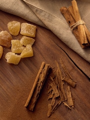 Gingerbread Natural 180ml Light Up Diffuser - Image 4 of 6