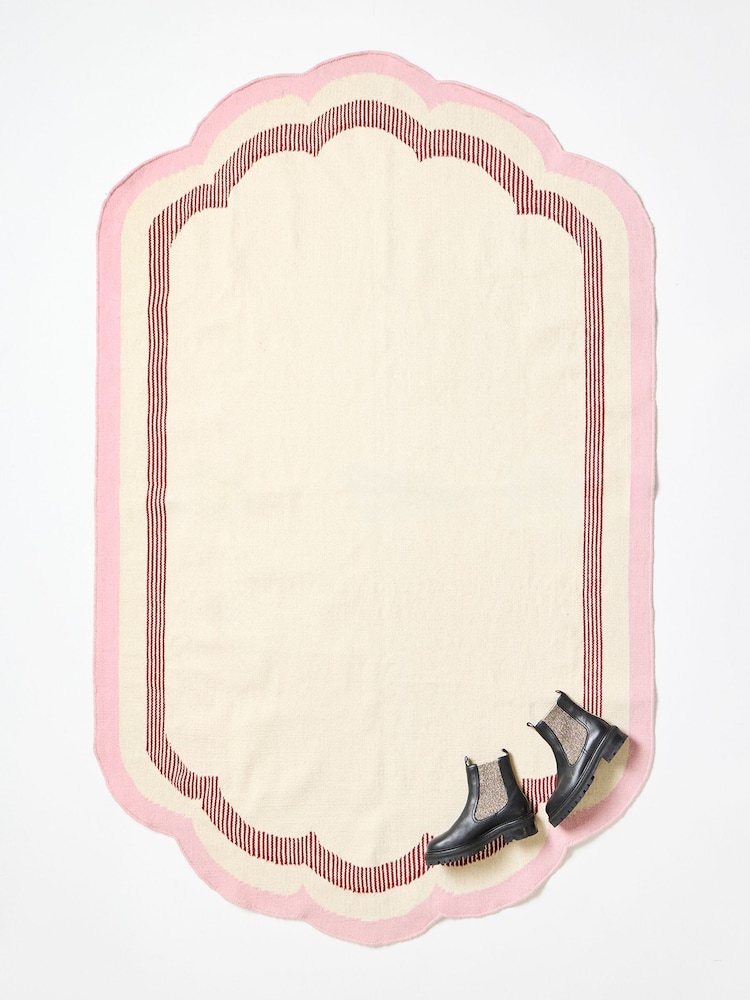 Oliver Bonas Multi Pink Large Scalloped Border Rug - Image 1 of 4