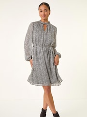 Roman Black Geometric Keyhole Front Dress - Image 2 of 5