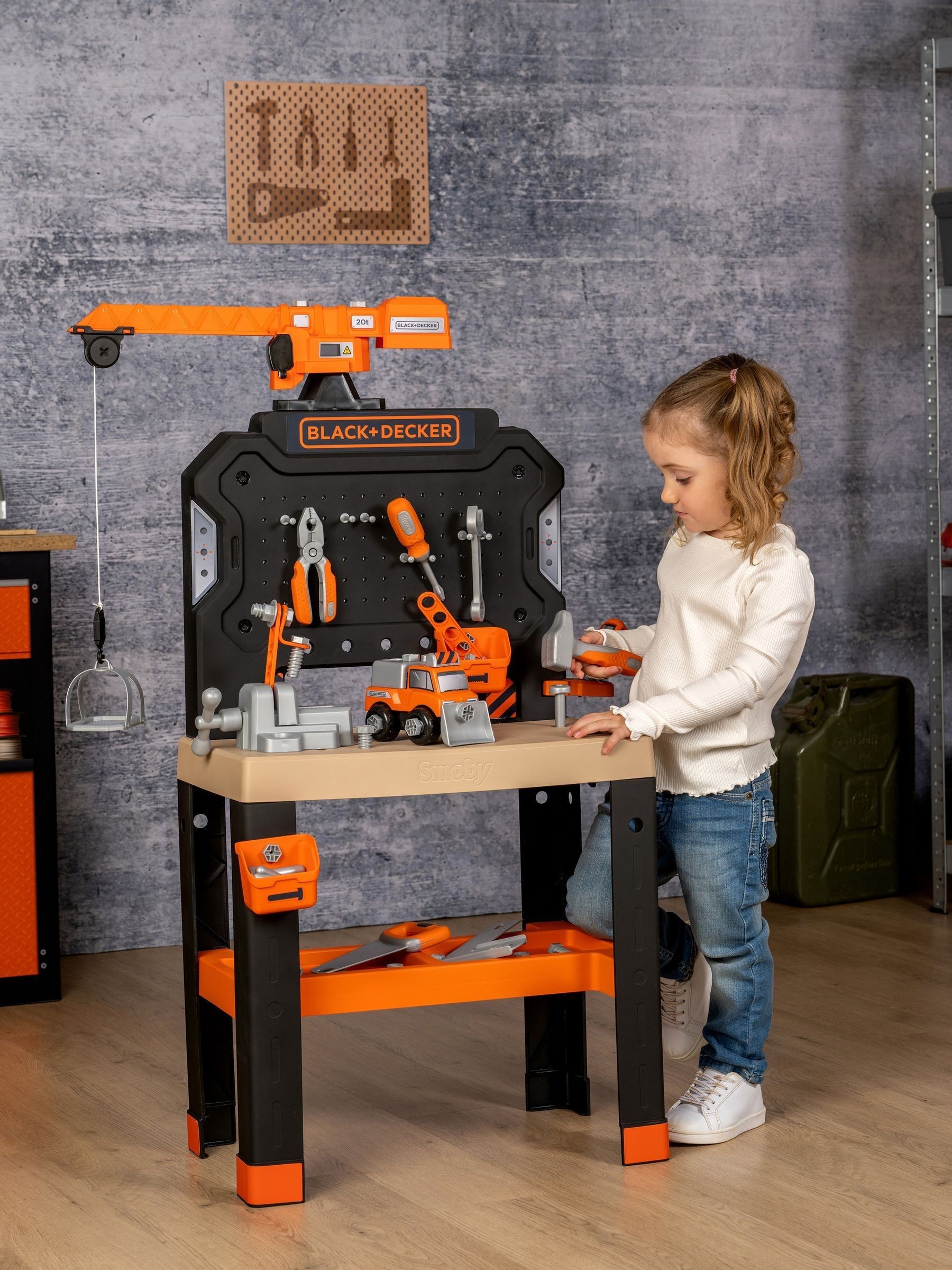 Smoby Unisex Kids Black And Decker Builder Workbench - Image 1