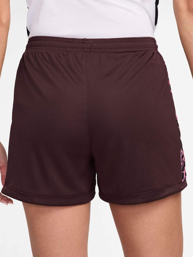 Nike Red Academy Dri-FIT Football Shorts - Image 2 of 4