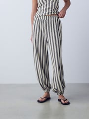 أسود/بيج فاتح مقلم - Knitlook Barrel Leg Trousers - Image 2 of 7