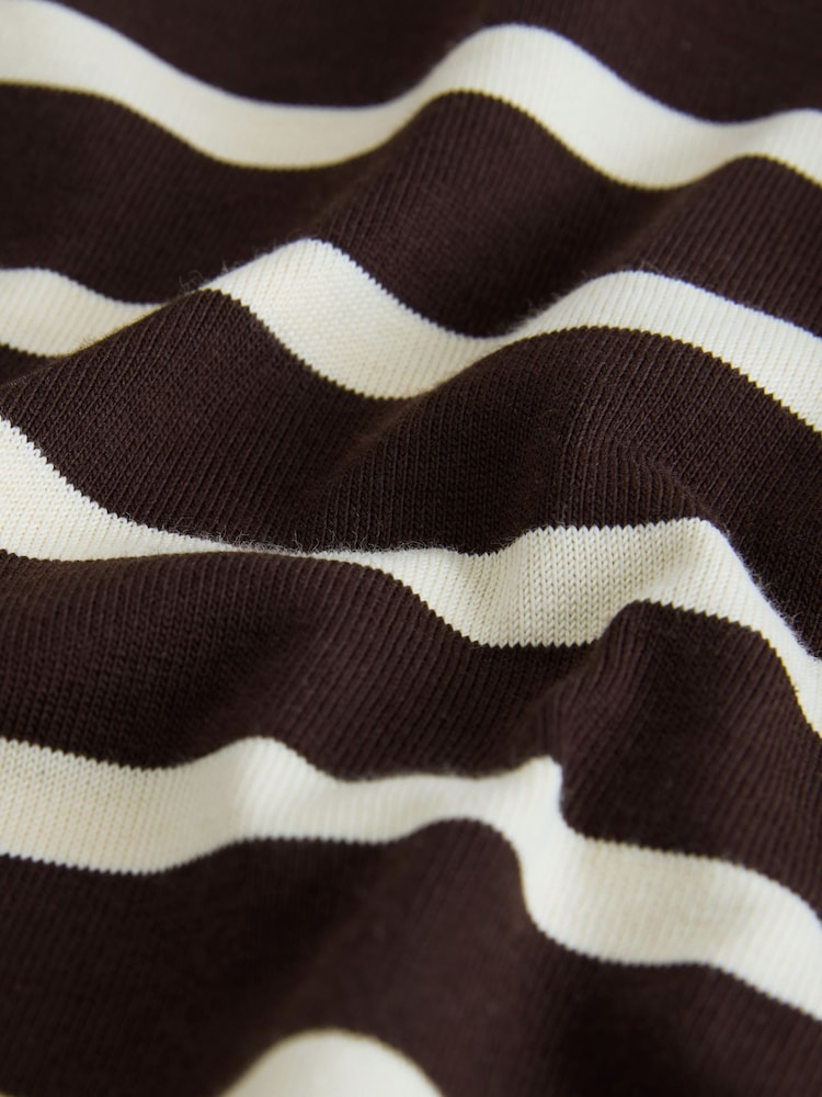 Chocolate Brown/Cream Stripe - تيشِرت ثقيل بحافة رقبة مستديرة وكُم طويل - Image 8 of 8